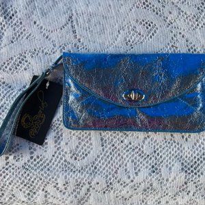 SORIAL New York Holiday Wristlet